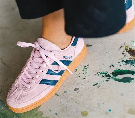 adidas spezial navy rosa|blue and pink spezials.